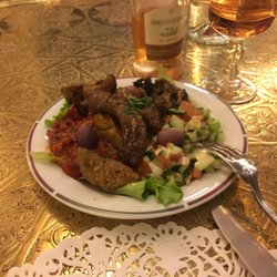Le Maroc - Sampler platter to start