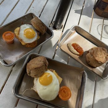 Mercado Sin Nombre - Breakfast sandwich and a biscuit with jam - Mexican Near Me - Austin, Texas