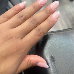 Royal-Reed Nail Salon