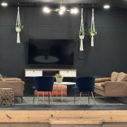 C3 Coffee Bar - Seating