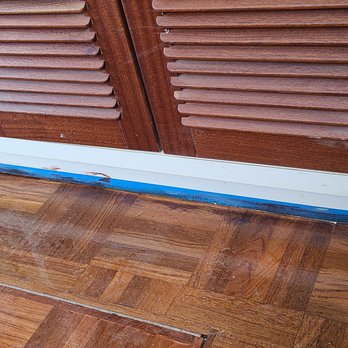 Niza Marine - Zoom in and you will see a terrible refinish job on floor and used wrong product. Needed to be redone - Boat Repair Near Me - Ensenada, BCN Niza Marine - Zoom in and you will see a terrible refinish job on floor and used wrong product. Needed to be redone - Boat Repair Near Me - Ensenada, BCN