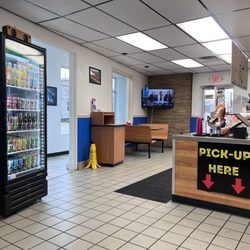 Slappy's Slaw Dog And Sandwich - You don't actually pick up your food right there on the floor.