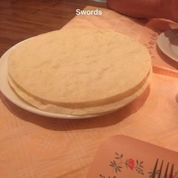 Taste of India - Poppadoms with dips