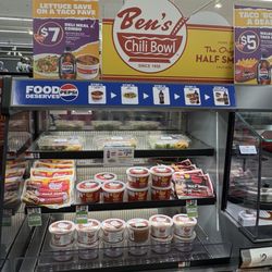 Giant - No veggie chili, alas.. Dec. 2025