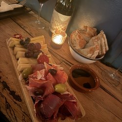 B Street Deli