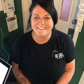 Tap That Tap Room - Sandy prepared our food order, served with a smile. - Beer Bar Near Me - Tonawanda, New York Tap That Tap Room - Sandy prepared our food order, served with a smile. - Beer Bar Near Me - Tonawanda, New York