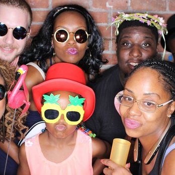 Boogie Booth - Photo Booth Rentals Near Me - Beverly Hills, Michigan
