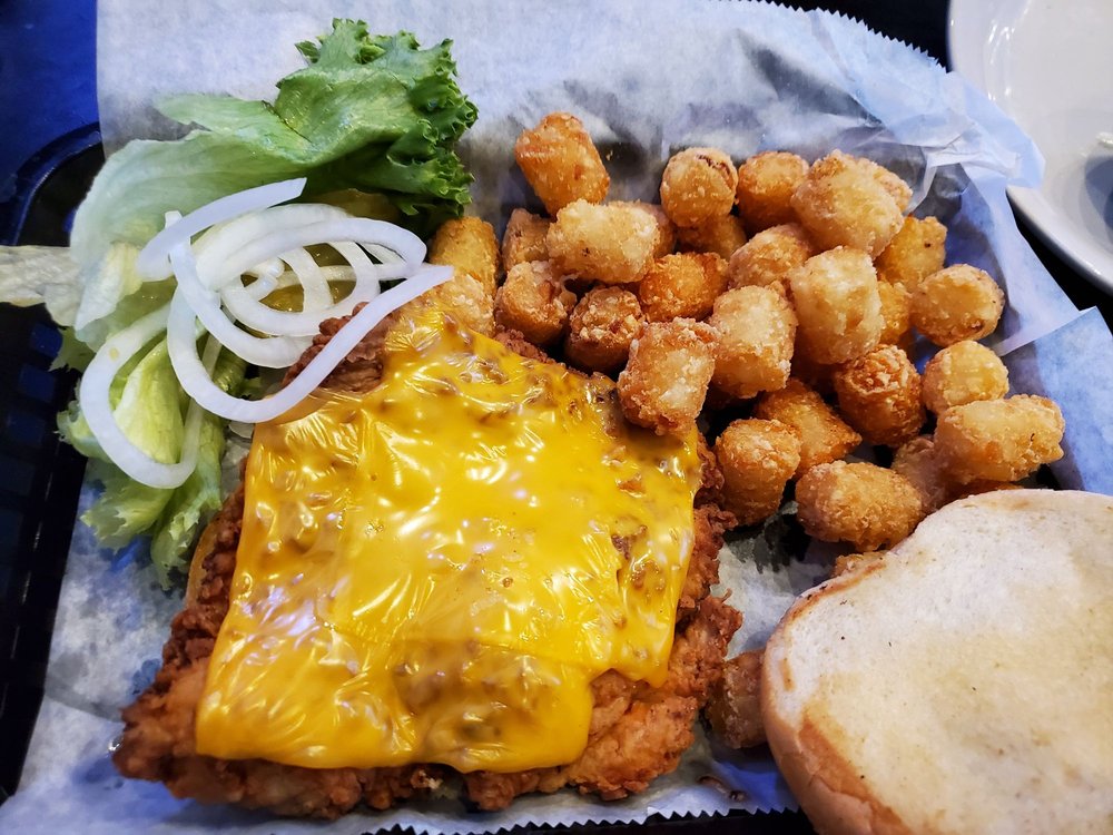 TANNER’S BAR & GRILL OMAHA Updated October 2024 39 Photos & 30