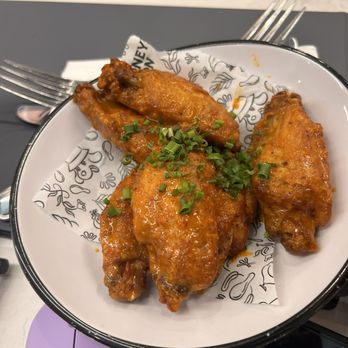 Honeymoon Chicken - Buffalo Style Wings - Chicken Shop Near Me - Washington, DC, District of Columbia Honeymoon Chicken - Buffalo Style Wings - Chicken Shop Near Me - Washington, DC, District of Columbia