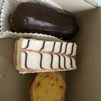 Pasquier - a variety of pastries in a box - Grocery Near Me - Saint-Jean-sur-Richelieu, Quebec Pasquier - a variety of pastries in a box - Grocery Near Me - Saint-Jean-sur-Richelieu, Quebec