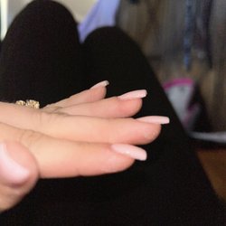 Luxury Nails & Spa