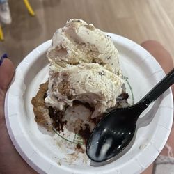 Insomnia Cookies