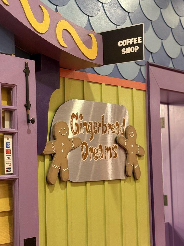 Gingerbread Dreams Logo