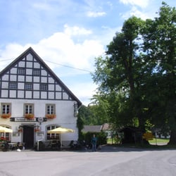 Schloßhotel Gimborn - Gaststätte und Schlosshotel Gimborn