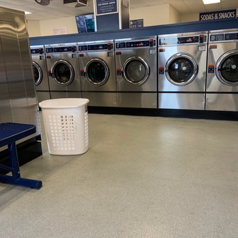 Grande Laundry Place - Laundromat Near Me - San Marcos, California Grande Laundry Place - Laundromat Near Me - San Marcos, California