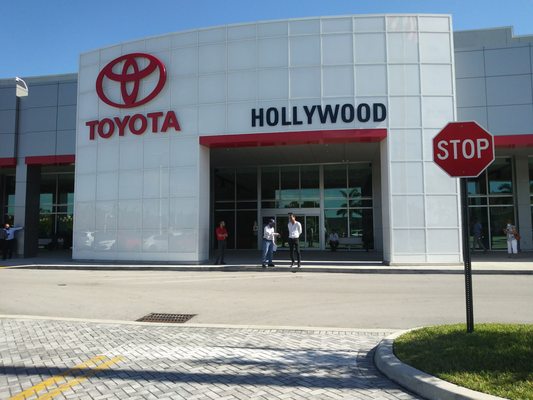 TOYOTA OF HOLLYWOOD - Updated May 2024 - 168 Photos & 531 Reviews ...