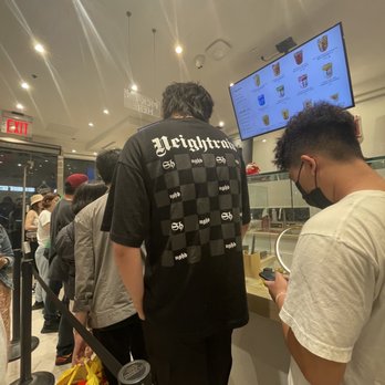 Xing Fu Tang - Line to wait for the order - Bubble Tea Near Me - Flushing, New York Xing Fu Tang - Line to wait for the order - Bubble Tea Near Me - Flushing, New York