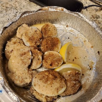 Bravo Pizza - Fantastic baked clams. - Pizza Near Me - Staten Island, New York Bravo Pizza - Fantastic baked clams. - Pizza Near Me - Staten Island, New York