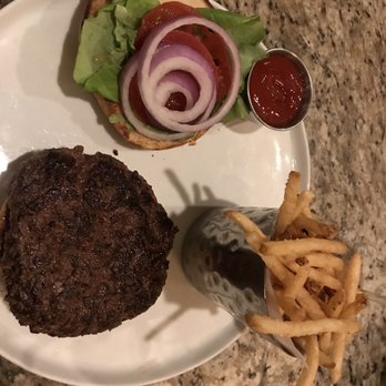 Heirloom Restaurant - The best burger!! - New American Near Me - Midway, Kentucky