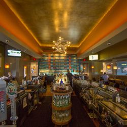 Twigs Bistro and Martini Bar - Open daily for Lunch, Dinner and Late Night.