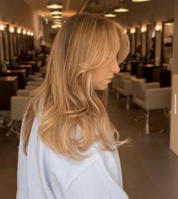 Valentino and Jet Hair Salon by null