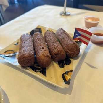Mofongo - Alcapurrias - Puerto Rican Near Me - Miami, Florida