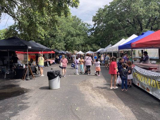 Braeswood Farmers Market by null