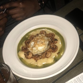 Foster's Kitchen Waikoloa - Shrimp and grits- if you're used to traditional Cajun shrimp and grits this is NOTHING like the traditional one. - American Near Me - Waikoloa, Hawaii