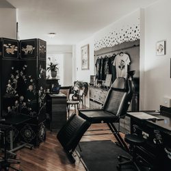 Evol Tattoo - Interior of Evol Tattoo