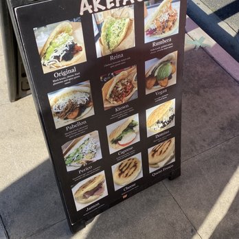 Sus Arepas - Food Trucks Near Me - Los Angeles, California Sus Arepas - Food Trucks Near Me - Los Angeles, California