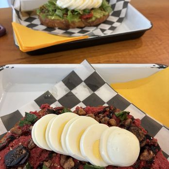 Craft & Common - Coffee & Tea Near Me - Orlando, Florida