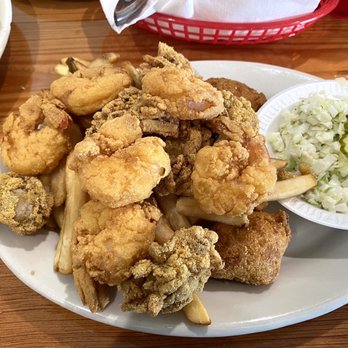 Middendorfs - Slidell - Fried shrimp and oysters - Seafood Near Me - Slidell, Louisiana Middendorfs - Slidell - Fried shrimp and oysters - Seafood Near Me - Slidell, Louisiana