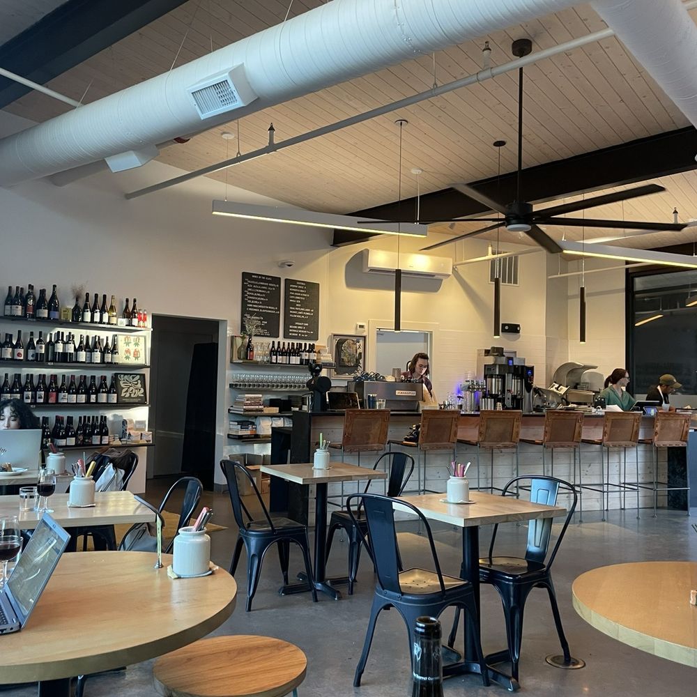 Golden Hour - Inside - Wine Bars Near Me - Austin, Texas Golden Hour - Inside - Wine Bars Near Me - Austin, Texas