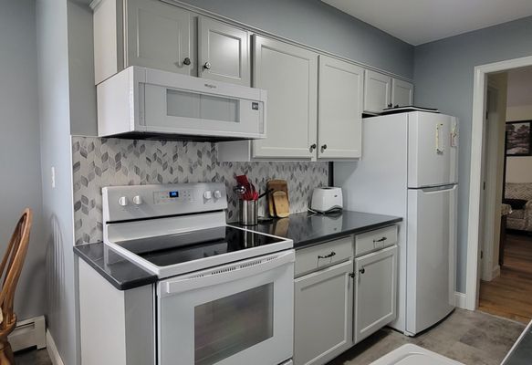 Interstate Custom Kitchen and Bath, Inc. by null