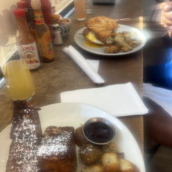 Brunch - Breakfast & Brunch Near Me - Paso Robles, California Brunch - Breakfast & Brunch Near Me - Paso Robles, California