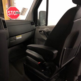 Laurel Parking - Clean shuttles - Parking Near Me - San Diego, California Laurel Parking - Clean shuttles - Parking Near Me - San Diego, California