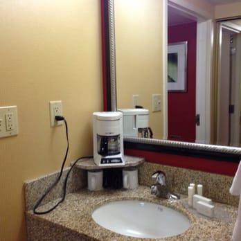 Courtyard by Marriott Harrisonburg - Hotels Near Me - Harrisonburg, Virginia