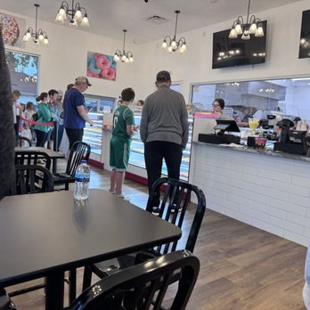 Donut Palace - Donuts Near Me - Lake Ozark, Missouri Donut Palace - Donuts Near Me - Lake Ozark, Missouri