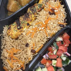 Buzkashi - Assiette composée à emporter (build your own plate to go)