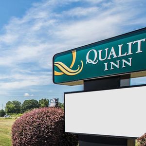 Quality Inn 16 Photos Hotels 161 Colonial Dr Oxford Al