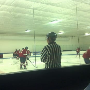Burlington Ice Palace - Ref doing it! - Skating Rinks Near Me - Burlington, Massachusetts
