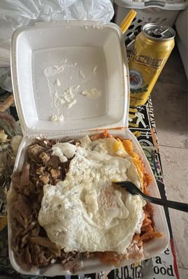 Carnitas Los Dos Chingones by null