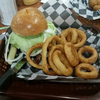 Seneca Hawk - Great burger - Gas Stations Near Me - Irving, New York