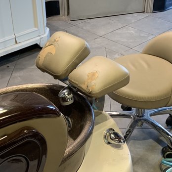 Queen Nail Spa - Pedicure chair - Nail Salons Near Me - Paducah, Kentucky Queen Nail Spa - Pedicure chair - Nail Salons Near Me - Paducah, Kentucky