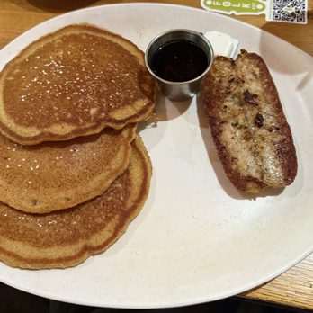 Folk Art - Sweet potato pancakes and chicken sausage - American Near Me - Atlanta, Georgia Folk Art - Sweet potato pancakes and chicken sausage - American Near Me - Atlanta, Georgia