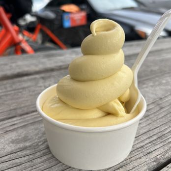 Harper's Ice Cream - Peach & mango soft serve - Ice Cream & Frozen Yogurt Near Me - Philadelphia, Pennsylvania Harper's Ice Cream - Peach & mango soft serve - Ice Cream & Frozen Yogurt Near Me - Philadelphia, Pennsylvania