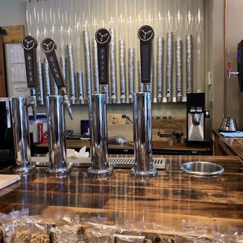 Roast'd Coffee - Fort Lee - Really a cool spot - Coffee Roasteries Near Me - Fort Lee, New Jersey