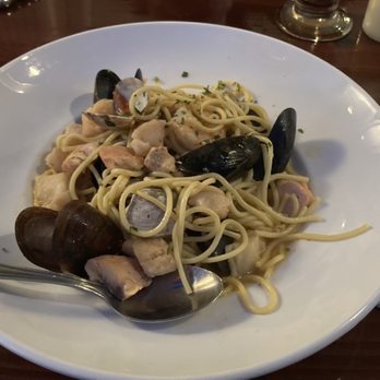 Salt & Pepper - Seafood of the day (Seafood pasta) - American Near Me - Tiburon, California