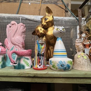 Dolly Python - Used, Vintage & Consignment Near Me - Dallas, Texas