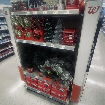 Walgreens - a christmas display in a store - Drugstores Near Me - El Paso, Texas Walgreens - a christmas display in a store - Drugstores Near Me - El Paso, Texas